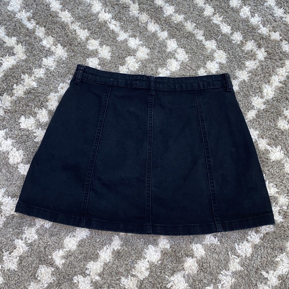Forever 21 Black Denim Mini skirt size 29 medium Jean skirt - Picture 4 of 10